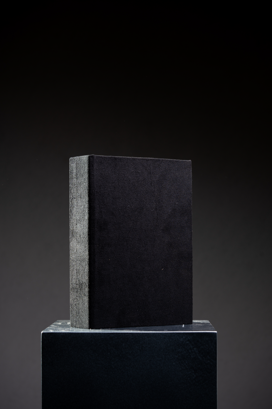 Set de libros de tercipelo negro